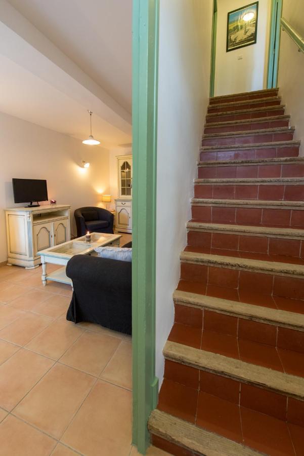 Le Relais De Pigasse Hotel Ouveillan Exterior photo